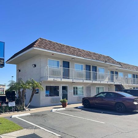 Motel 6 Ontario Airport Extérieur photo