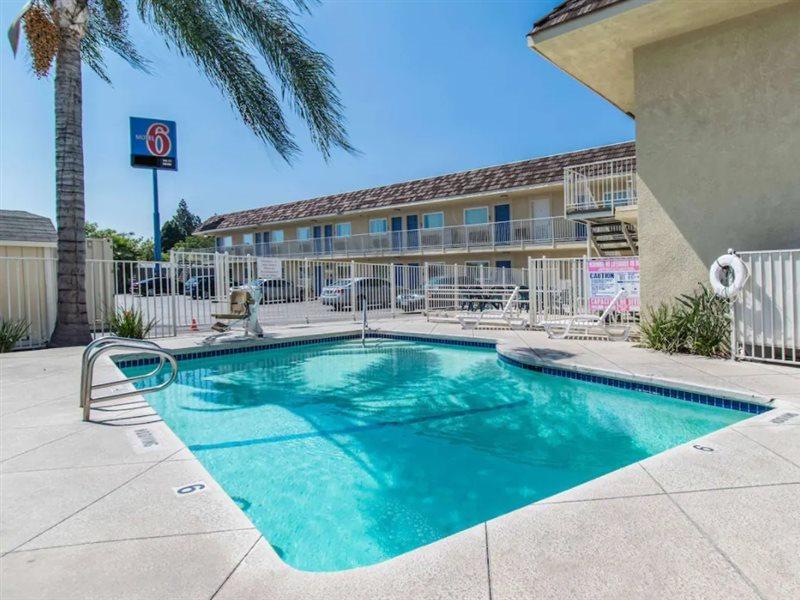 Motel 6 Ontario Airport Extérieur photo
