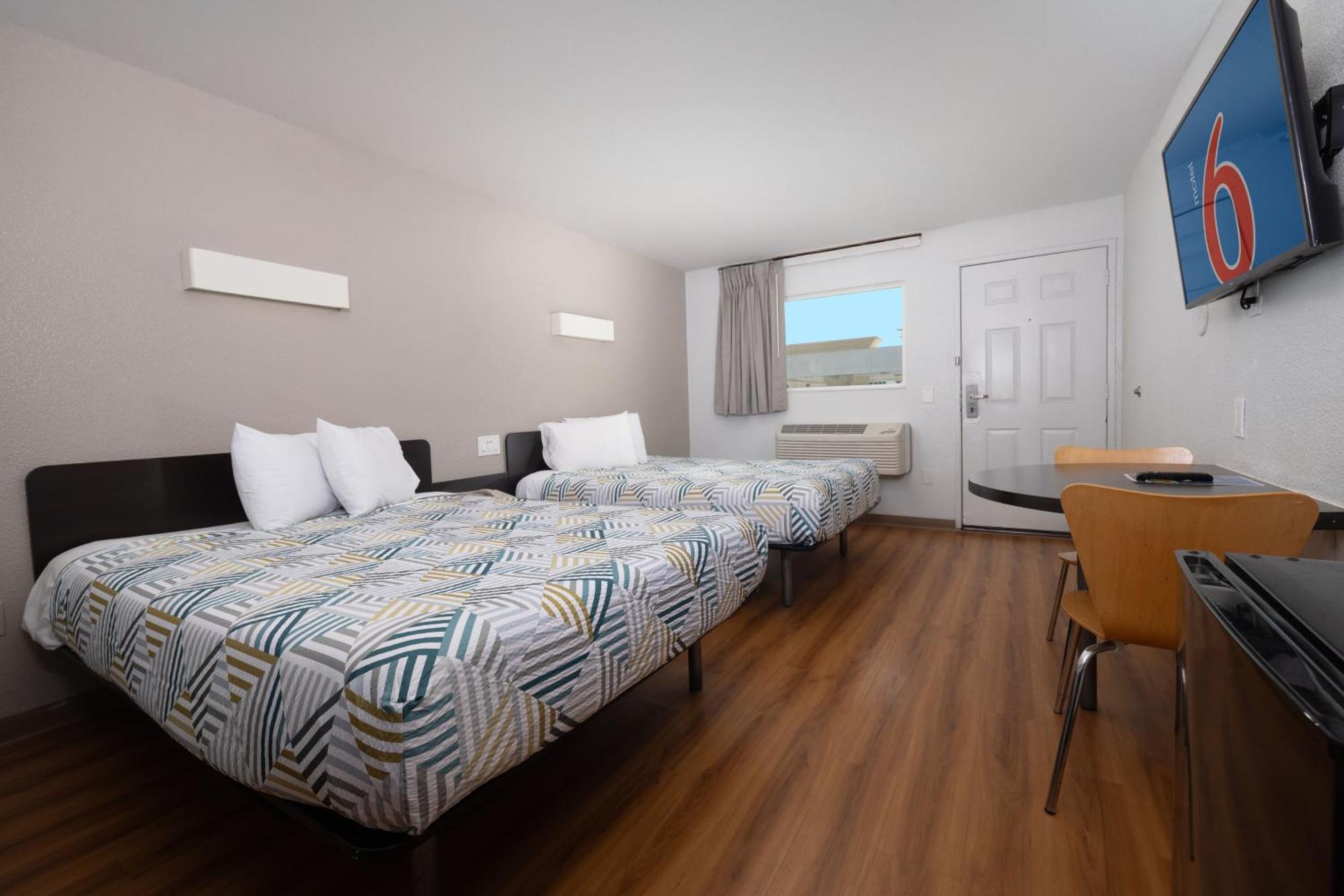 Motel 6 Ontario Airport Extérieur photo