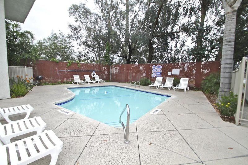 Motel 6 Ontario Airport Extérieur photo