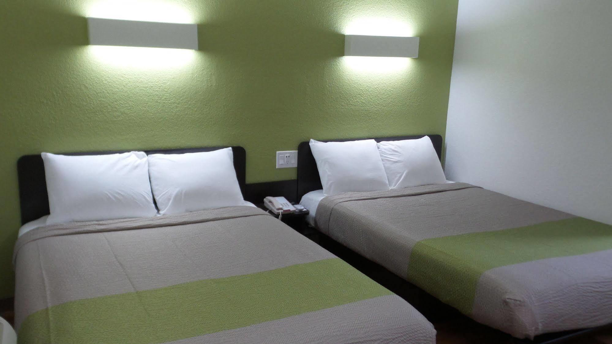 Motel 6 Ontario Airport Extérieur photo