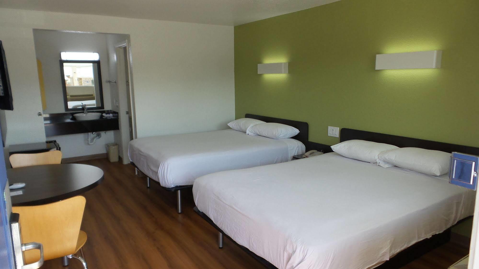 Motel 6 Ontario Airport Extérieur photo