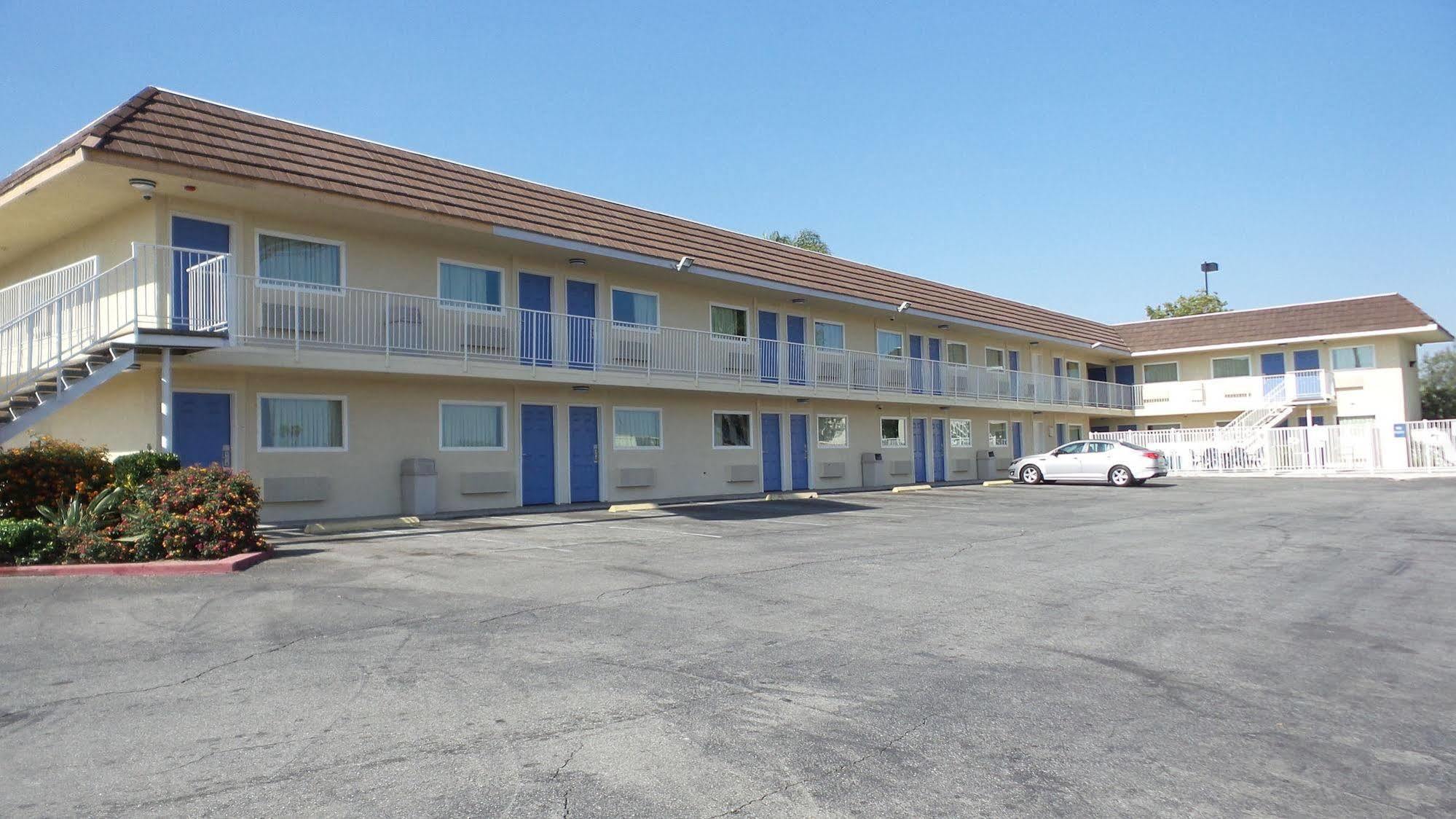 Motel 6 Ontario Airport Extérieur photo